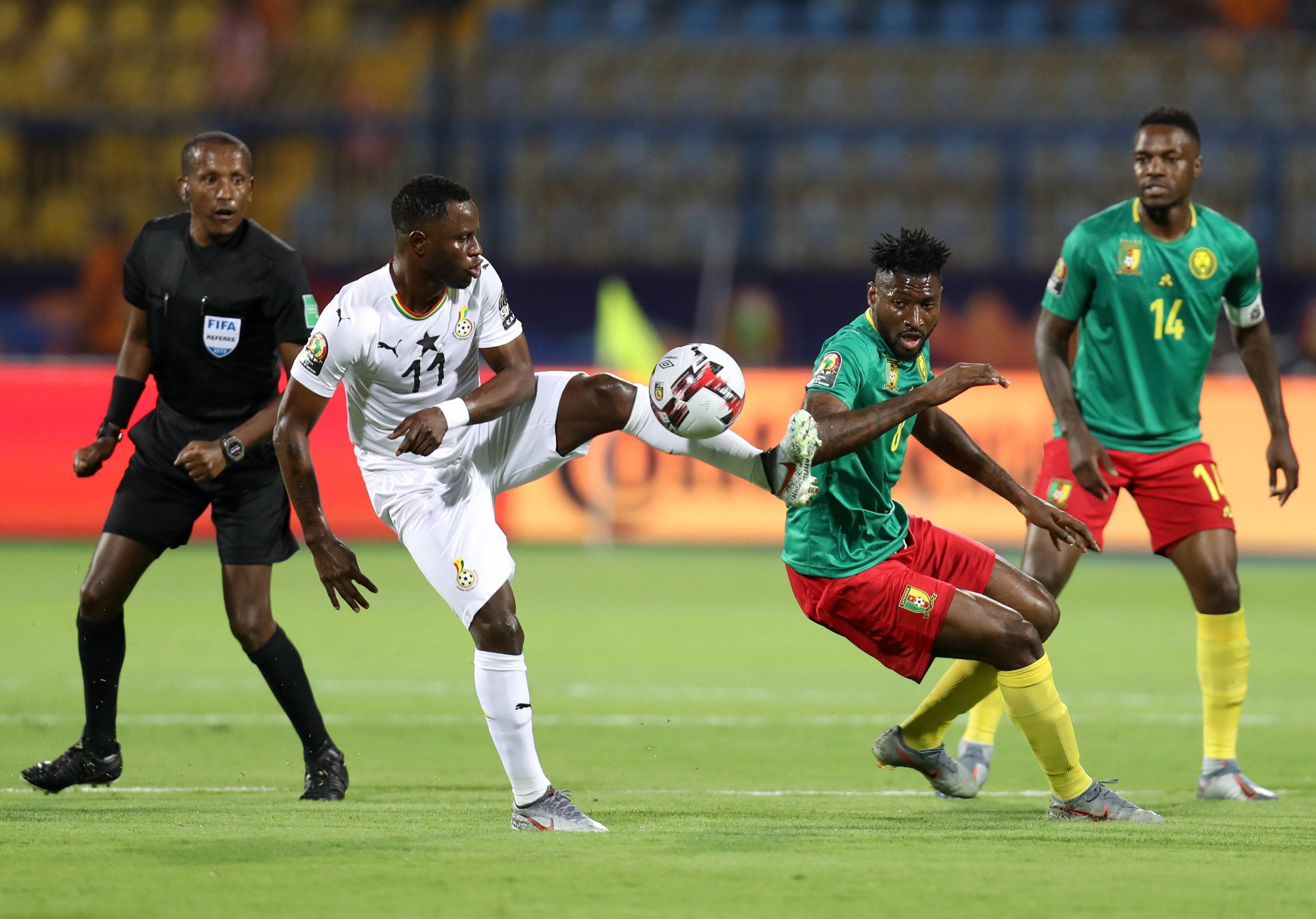 北青：伊万团队近期向足协汇报3月两场比赛的备战及竞赛工作.